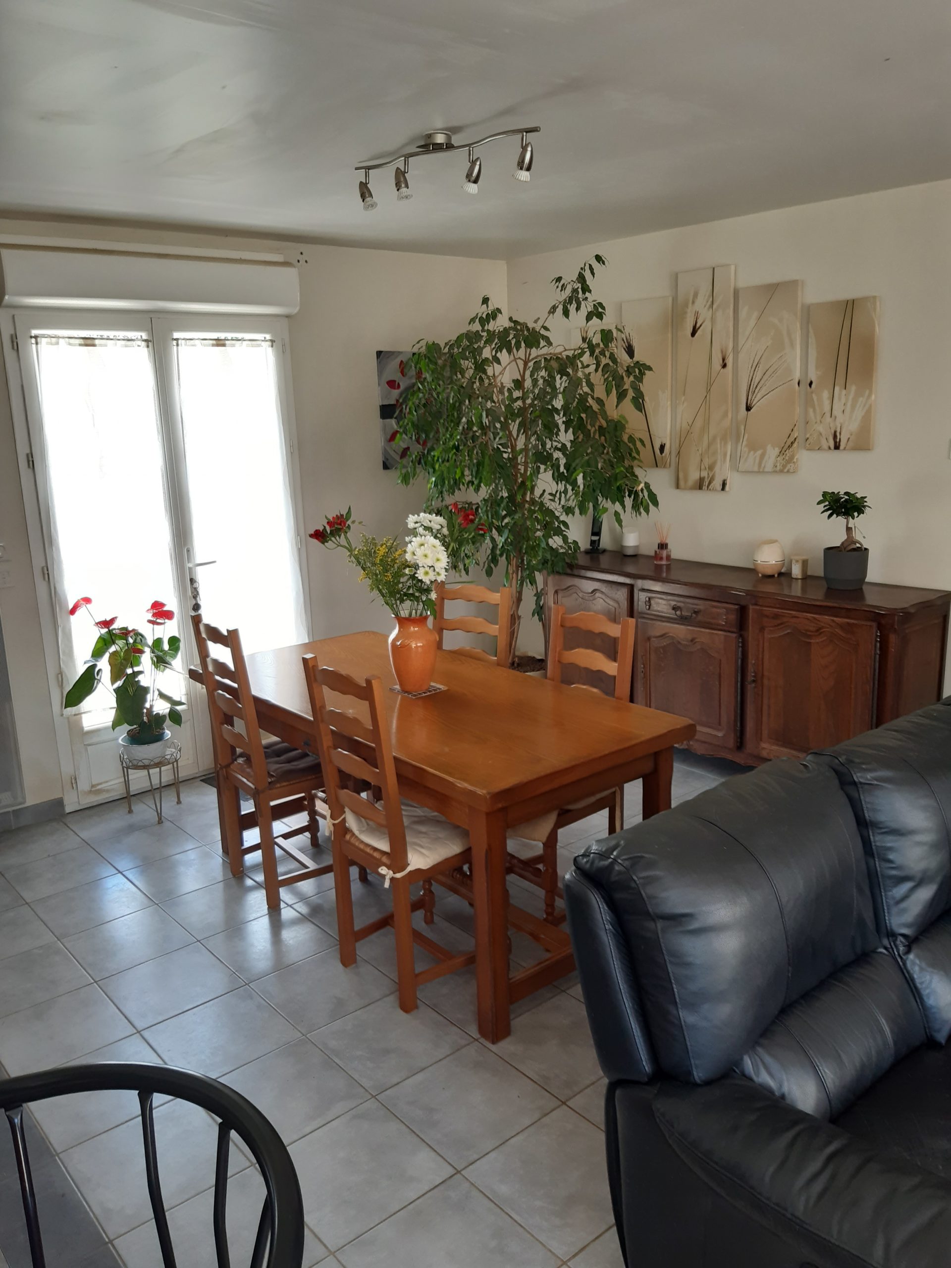 projet_terre_chaleureuse_photo_avant_salle_a_manger odaladeko_projet_terre_chaleureuse_photo_avant_salle_a_manger